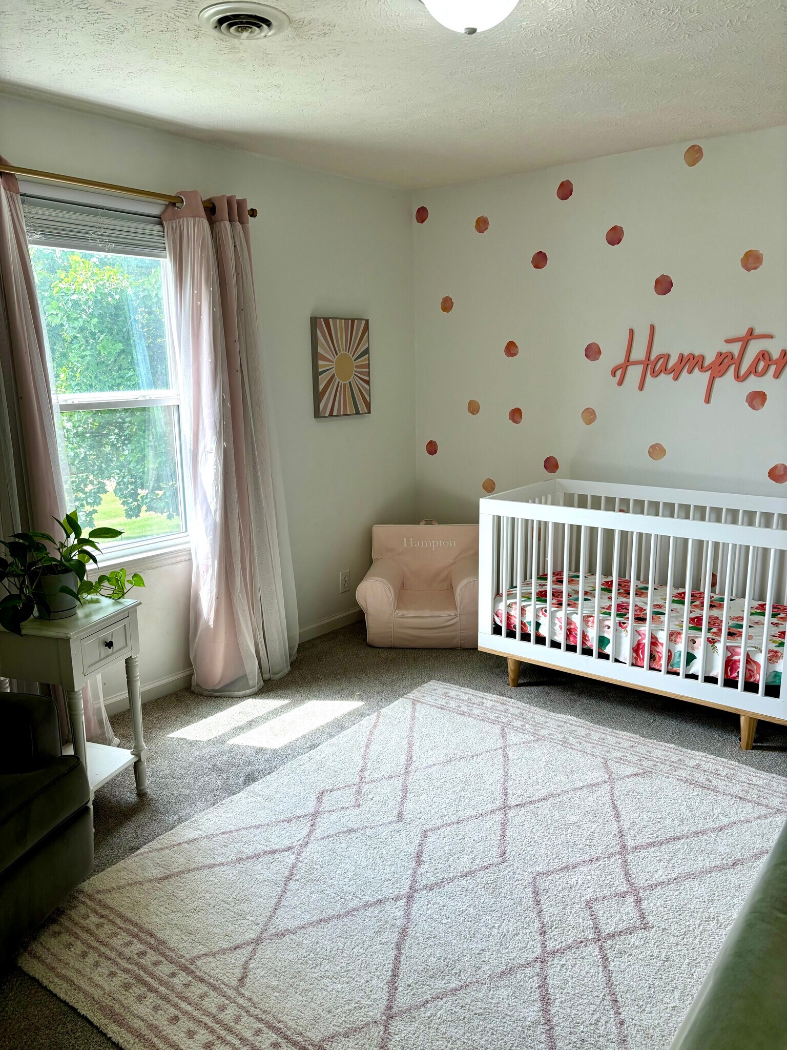 Building Photo - 604 Greenleaf Ave