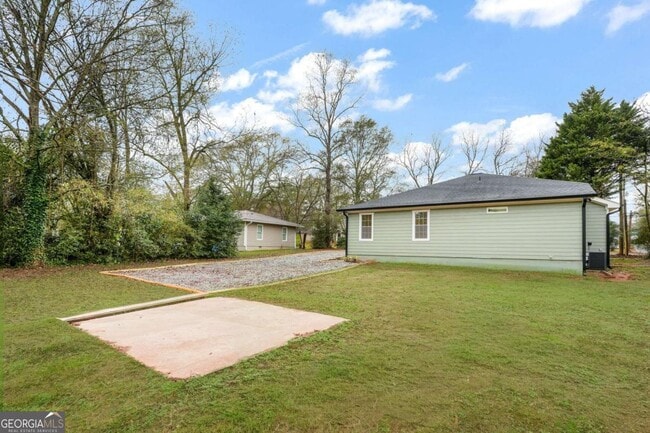 Building Photo - 408 E Marable St