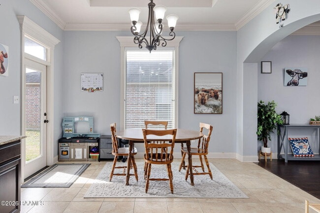 Building Photo - 300 Overbrook Dr