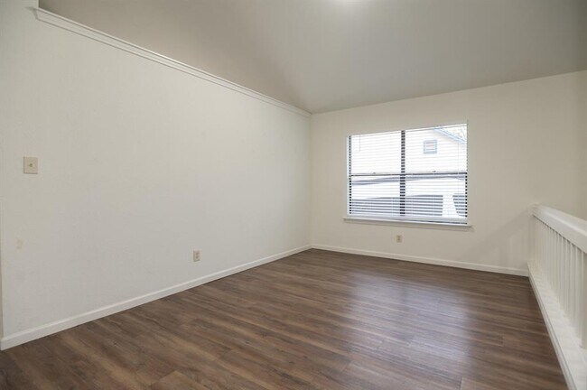 Building Photo - 11513 Juniper Ridge Dr