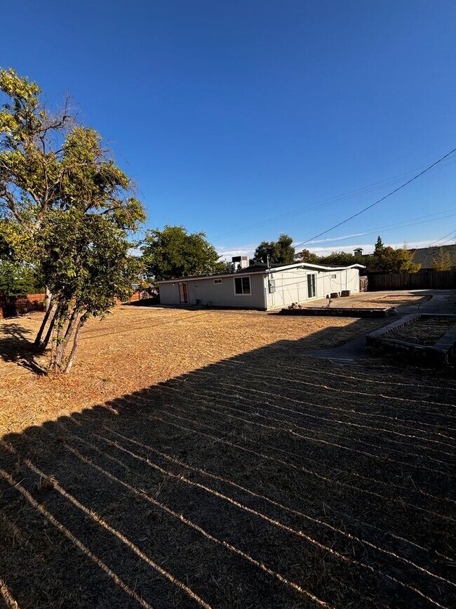 Building Photo - APPLY AT WWW.CVHOMES.COM