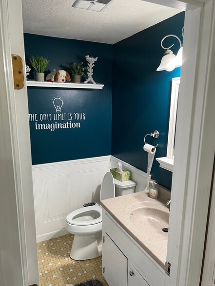 Bathroom 2 - 1 Meetinghouse Rd