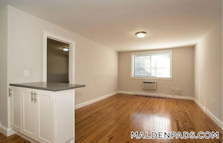 Building Photo - 134 Summer St