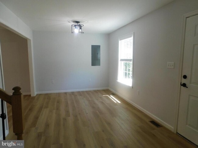 Building Photo - 916 S Loudoun St