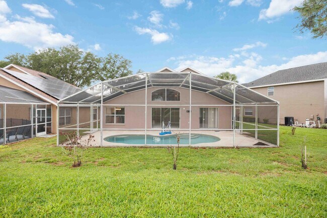 Building Photo - 2235 Mallory Cir