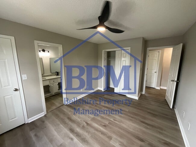 Building Photo - Completely Renovated 3 Bed, 2 Bath Home in...