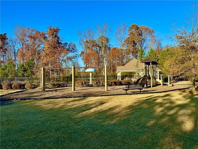 Building Photo - 3805 Alden Pl