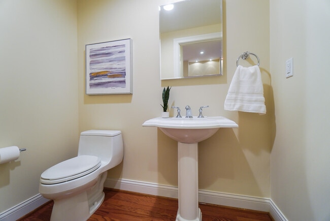 Building Photo - 1 Roebling Wy