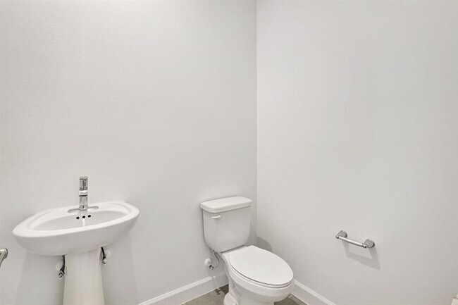 Building Photo - 14183 SW Harker St