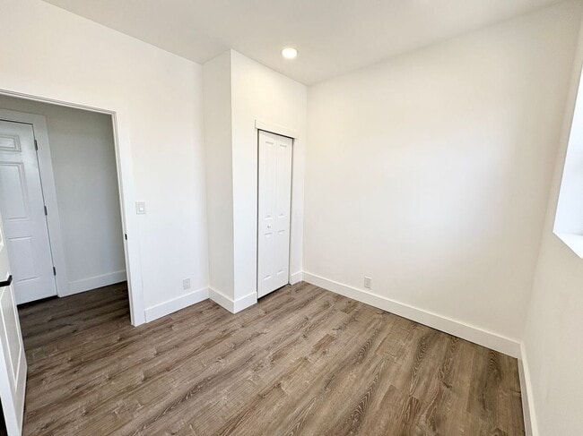 Building Photo - 30 Haddon Ave