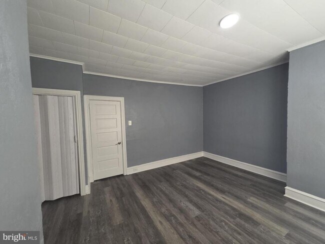 Building Photo - 302 W Loudon St