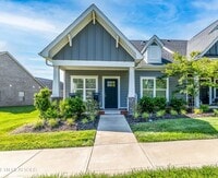 Building Photo - 12623 Needlepoint Dr