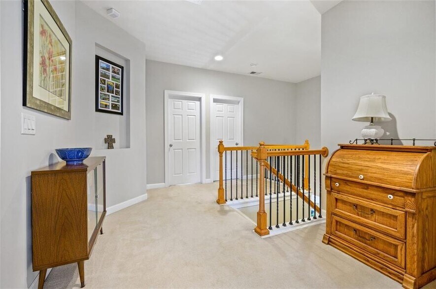 Building Photo - 3449 Kiveton Dr