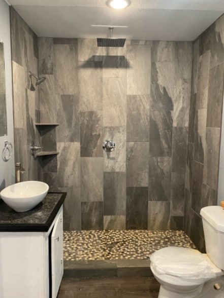 Building Photo - 2211 King St