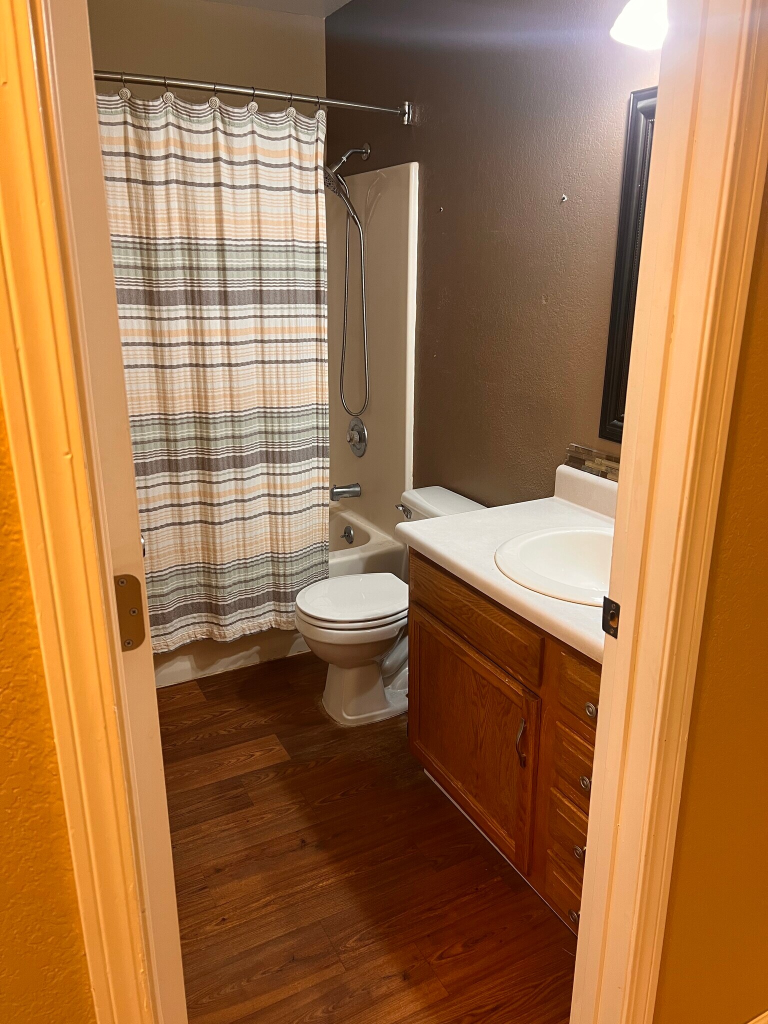 Building Photo - 818 Carrier Creek Blvd NE