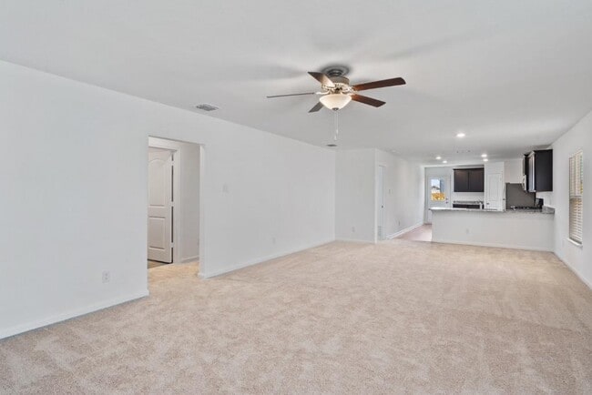 Building Photo - 3886 Trail de Paris