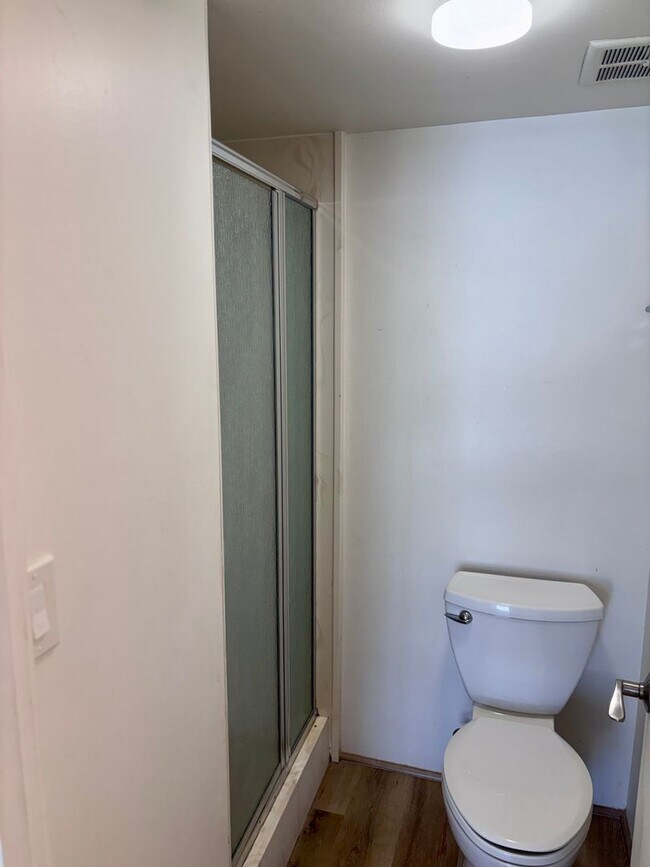 Building Photo - For Rent | A 3 Bedroom, 3 Bathroom, with 1 Assigned Parking Stall at Waipuna