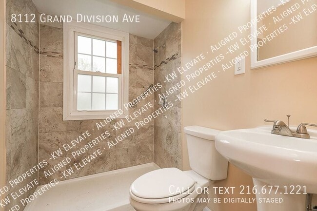 Building Photo - 8112 Grand Division Ave