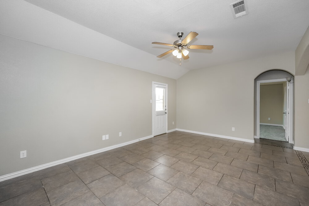 Building Photo - 7609 Rainbow Creek Dr