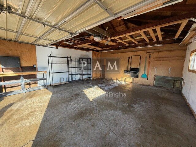 Building Photo - 9229 27th Ave