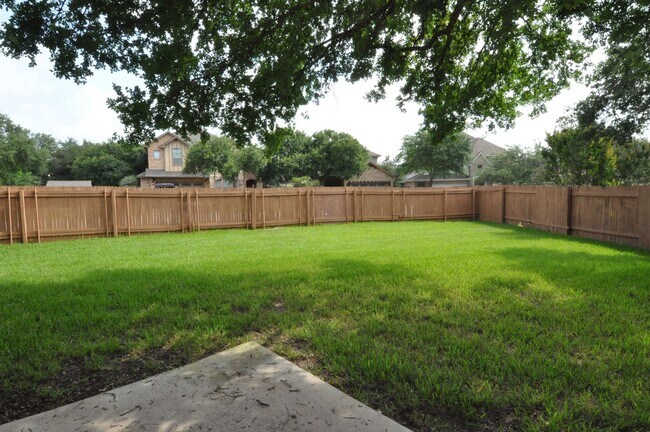 Building Photo - Beautiful Spacious Home FOR LEASE!