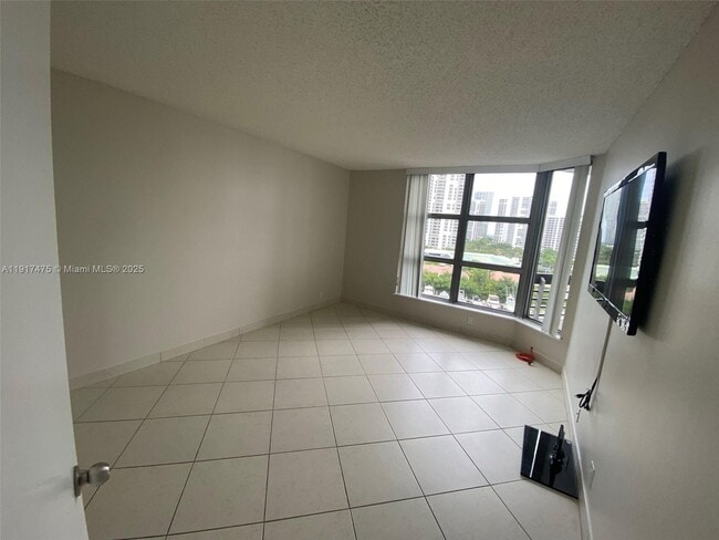 Building Photo - 3400 NE 192 St