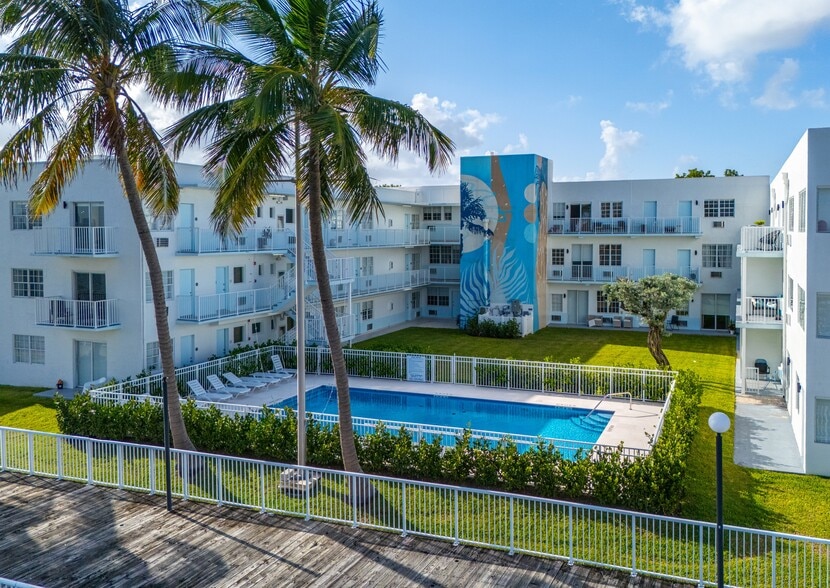Building Photo - Normandy Cove