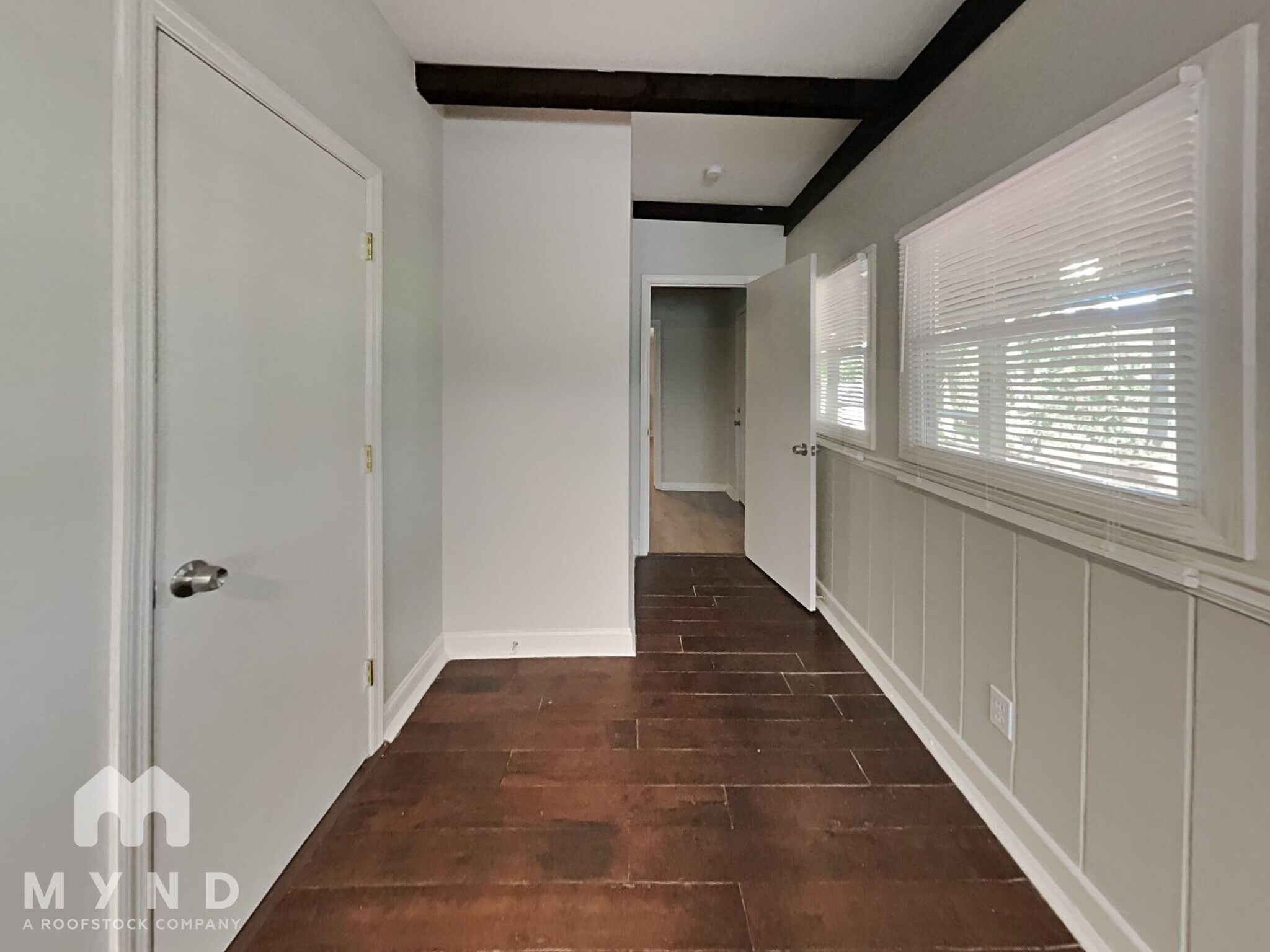 Building Photo - 137 Roebuck Dr