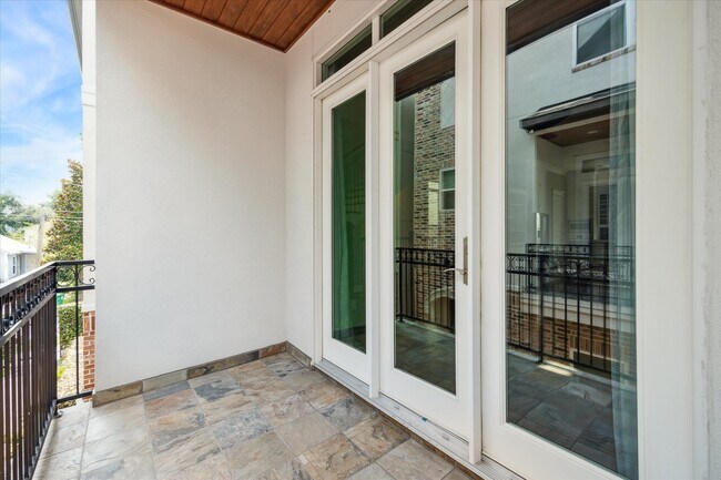 Building Photo - 2820 Princeton St