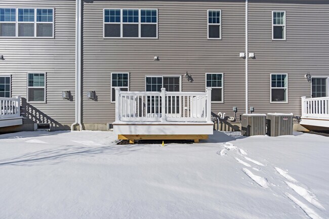 Building Photo - 1505 Journey Ave