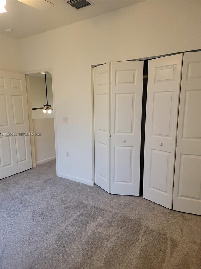 Building Photo - 2513 Stockbridge Square SW