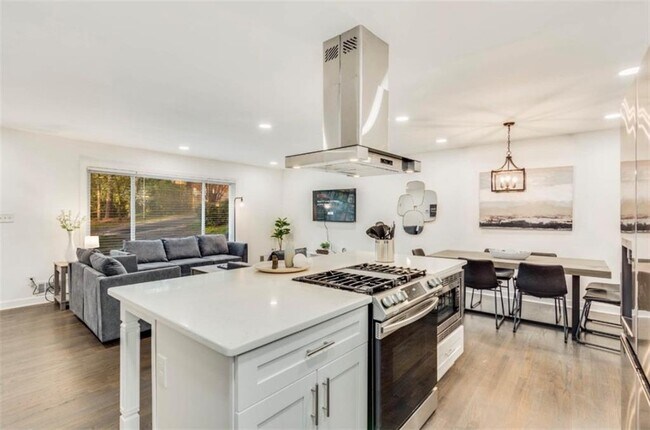 Building Photo - 3490 Turner Heights Dr