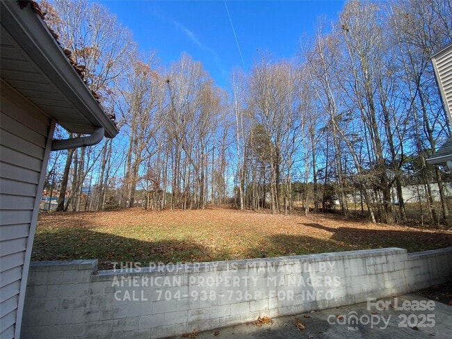 Building Photo - 148 Purple Finch Ln