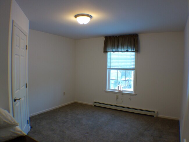 Building Photo - Single Family Ranch Style Home- South Berw...