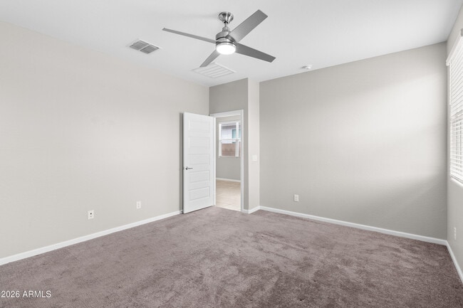 Building Photo - 3236 Juniper Cyn Dr