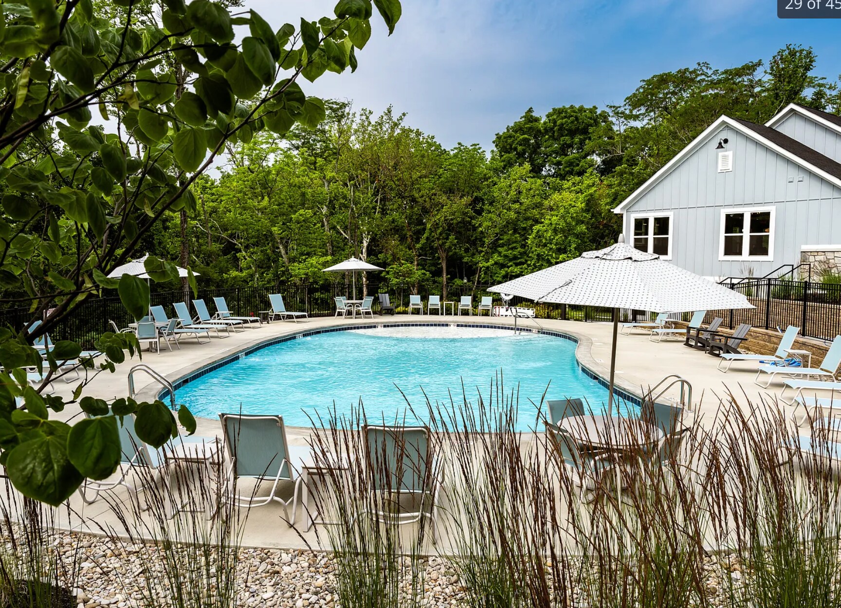 Building Photo - 610 Foxhill Dr