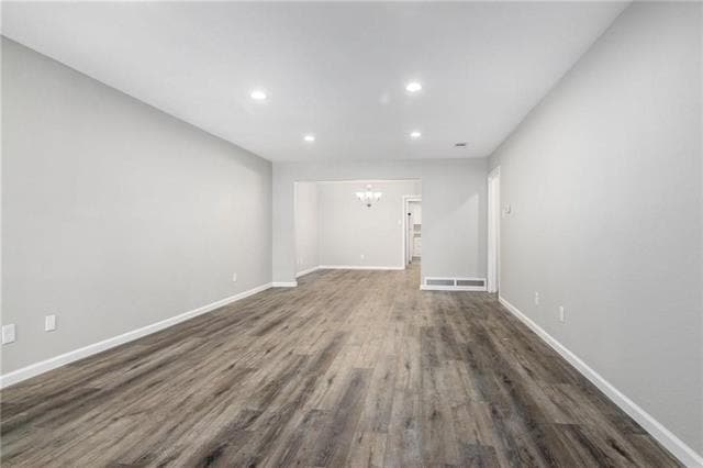 Building Photo - 2808 Golfing Green Dr