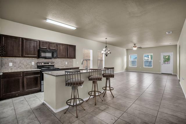 Building Photo - 2049 Meadow View Dr