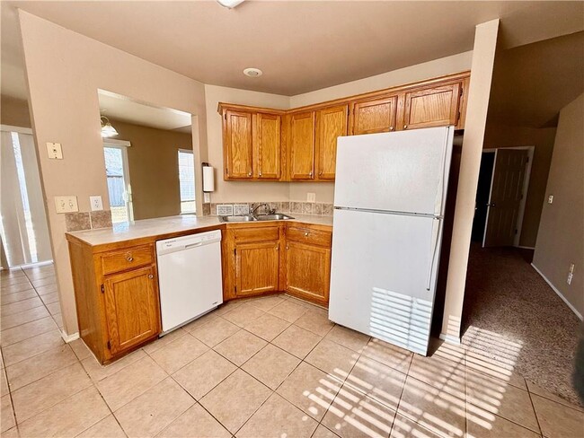 Building Photo - 29 Cheryl Cir