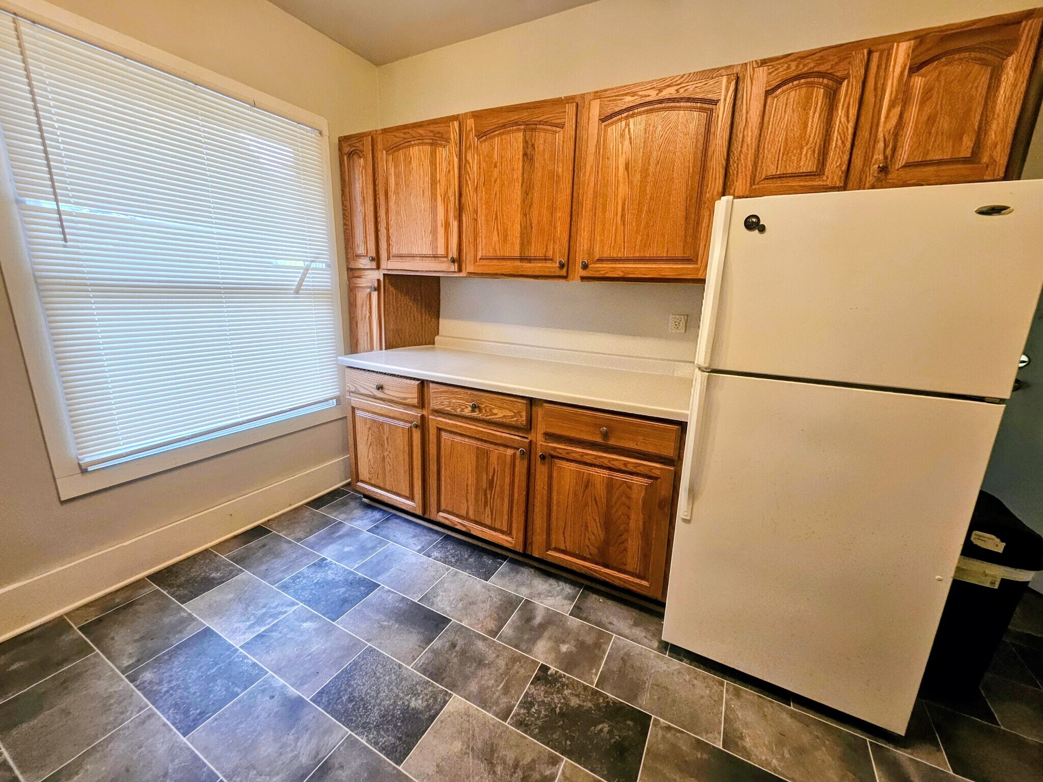 Building Photo - 3019 N Frederick Ave