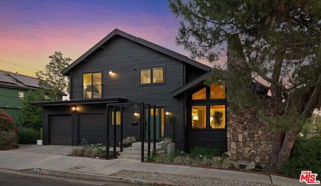 Building Photo - 2304 Vestal Ave