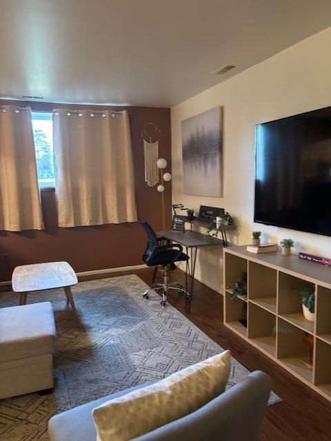 Building Photo - 1250 W Nine Mile Rd