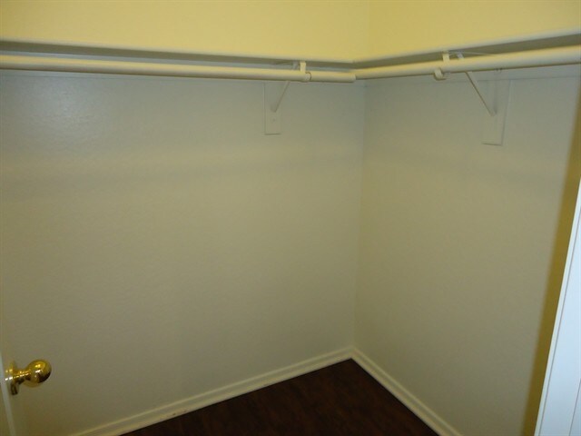 Building Photo - 8940 W Olive Ave