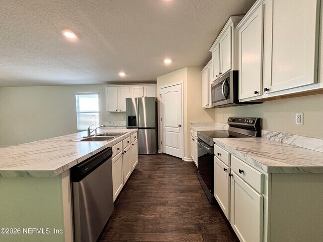 Building Photo - 2270 Willow Springs Dr