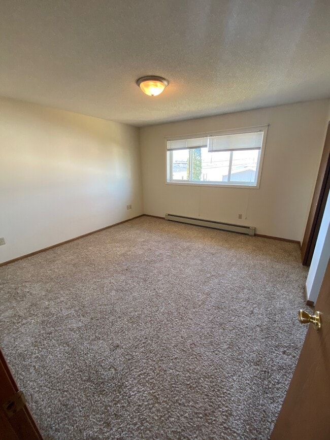 Valhalla Villa Townhomes 48744876 Miller Trunk Hwy Hermantown MN