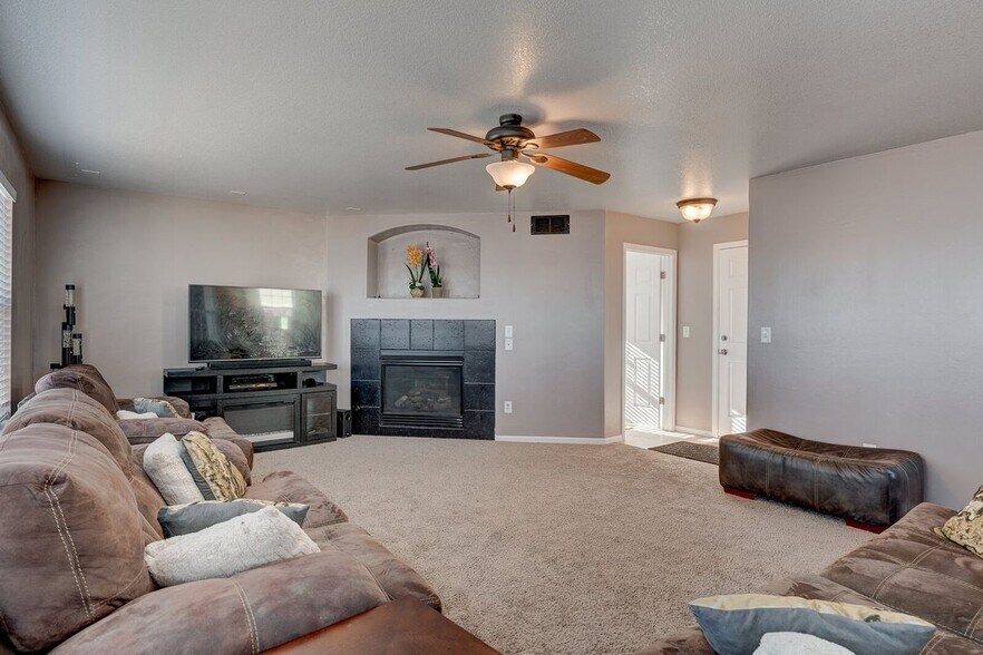 Building Photo - 4790 S Flat Rock Ct