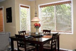 Building Photo - Beautiful 5 + bedroom home - In much desir...