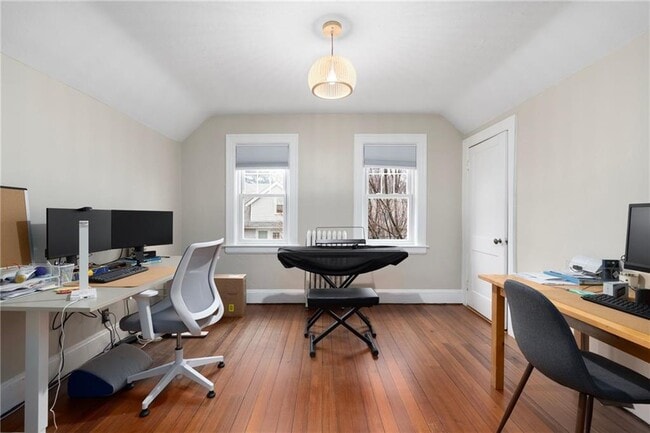 Building Photo - 422 Wayland Ave