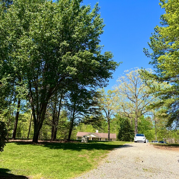 Building Photo - 6548 Wingate Hill Rd