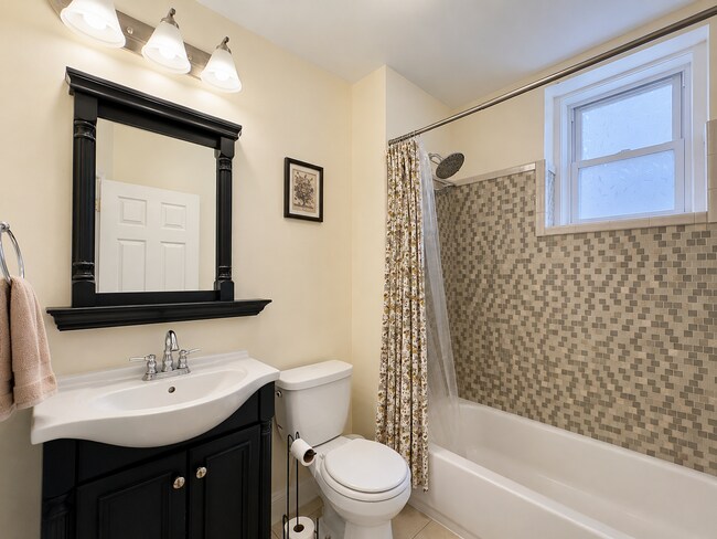 Building Photo - Charming 3BD/2.5BA Townhome in Harwood, Baltimore, MD!